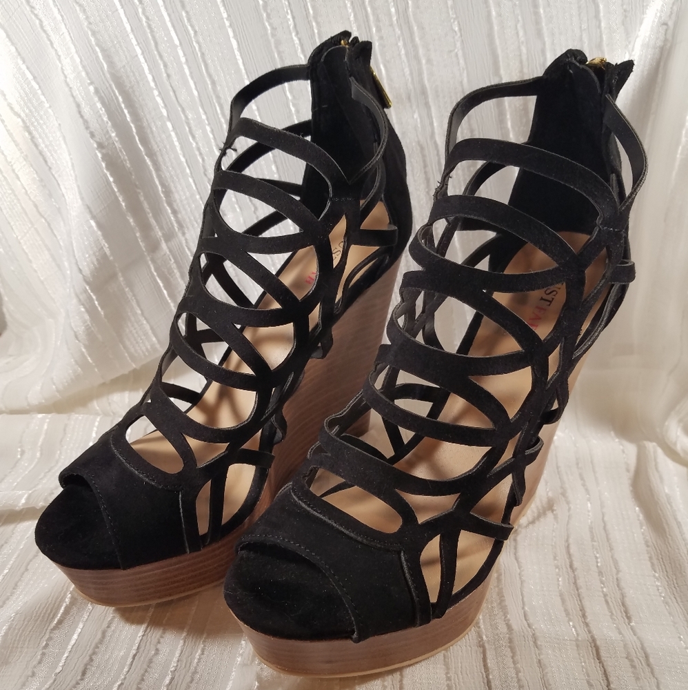 JustFab Dascia Extreme Platform